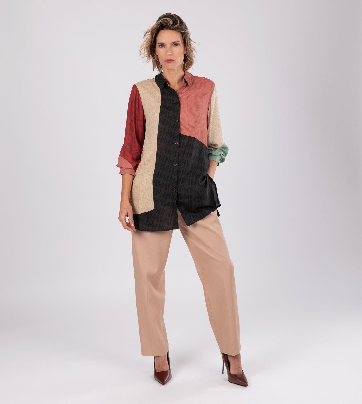 Camicia stampata a colori