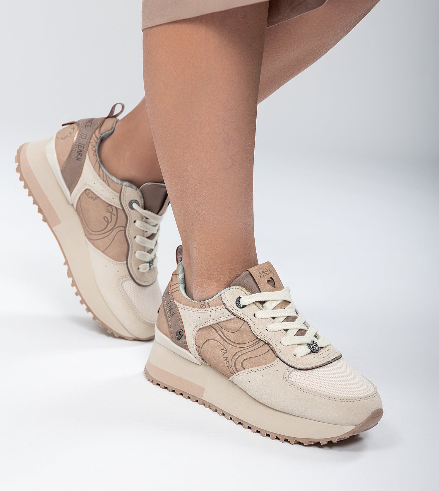 Sneakers piattaforma beige
