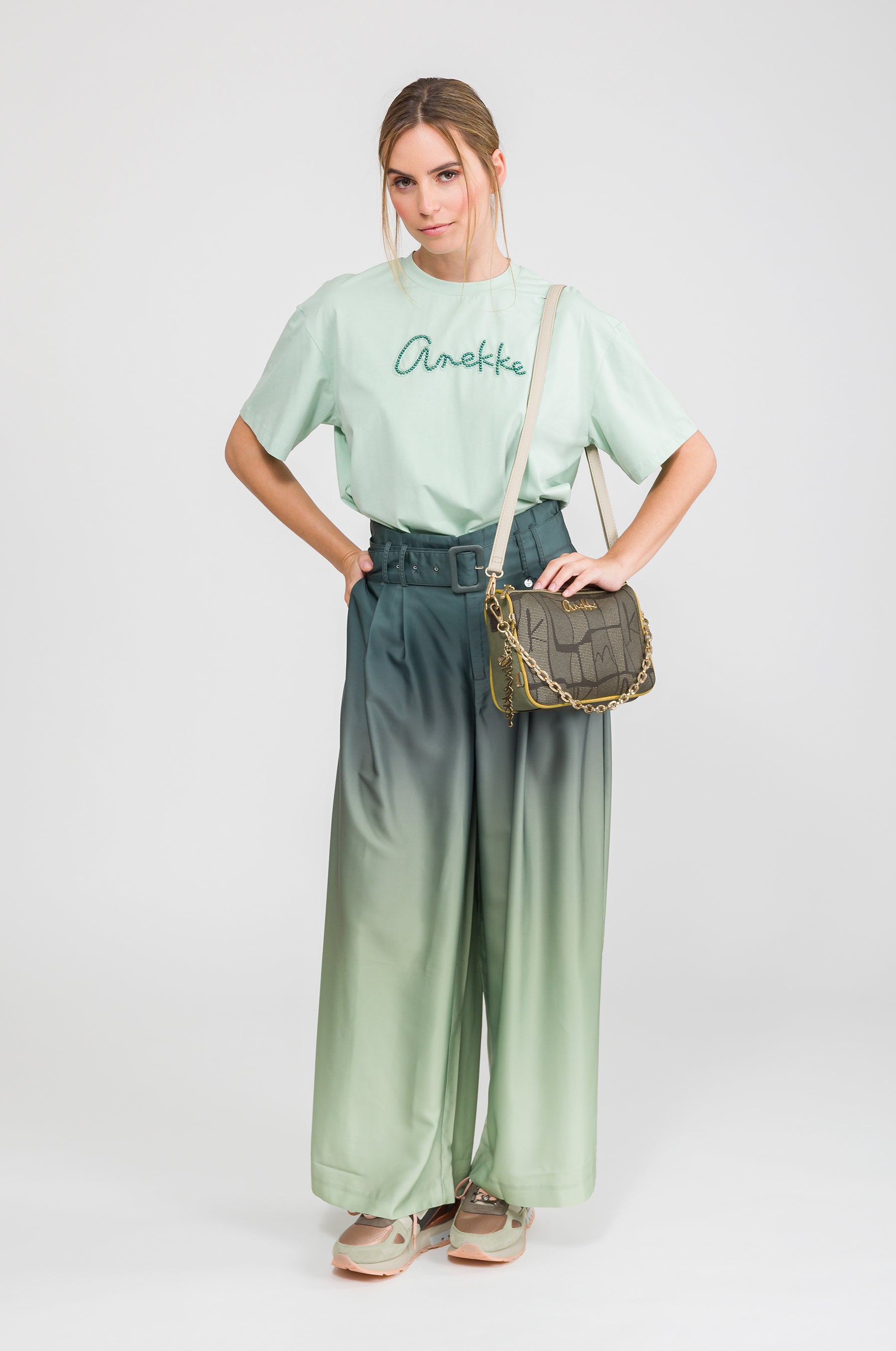 Borsa a tracolla marrone Essentials