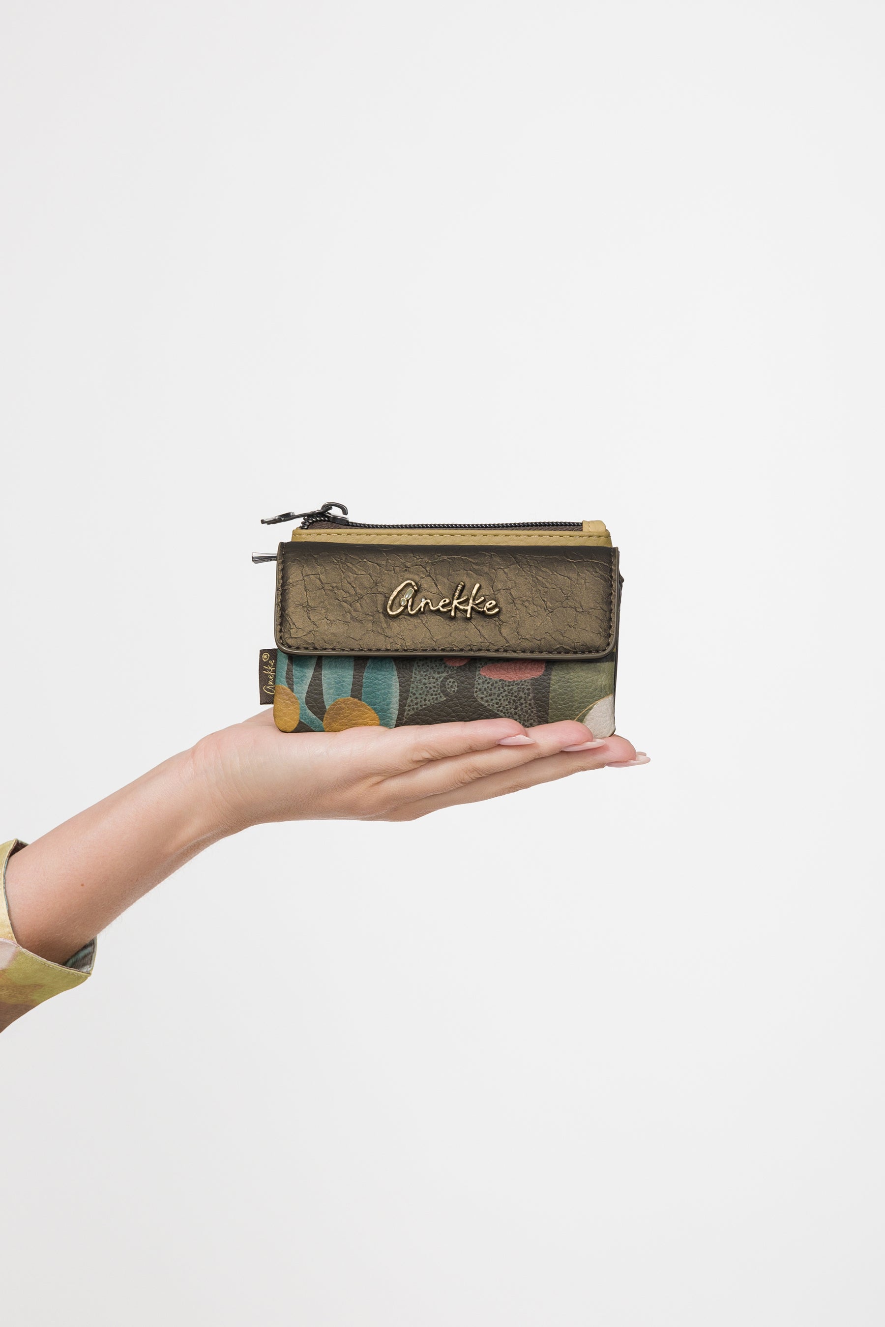 Portamonete con patta Amphora