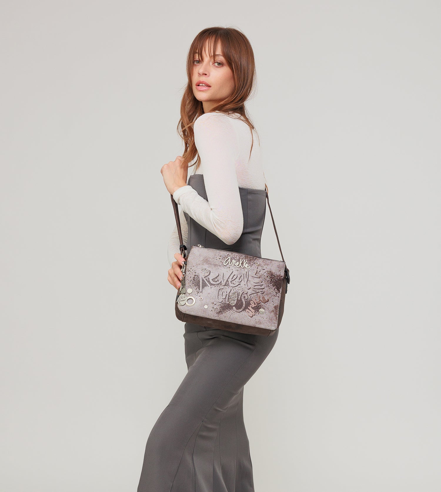 Borsa a tracolla media Mantle