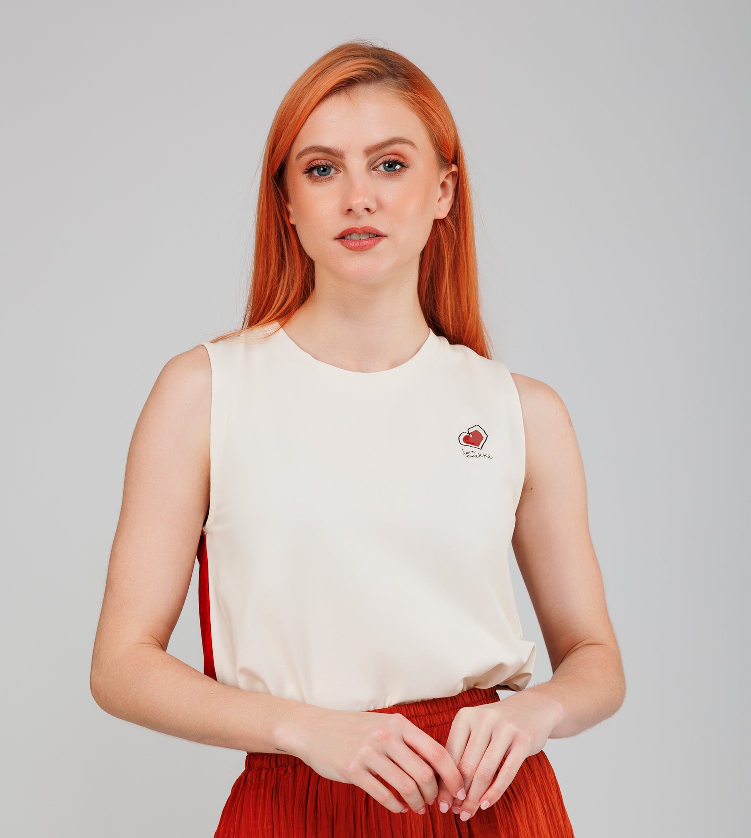 T-shirt senza maniche Alma