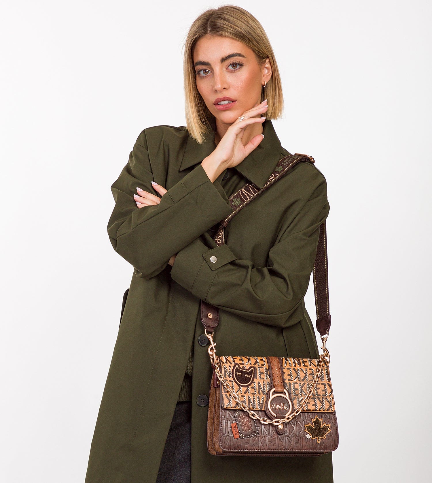 Borsa a tracolla con patta marrone Urban